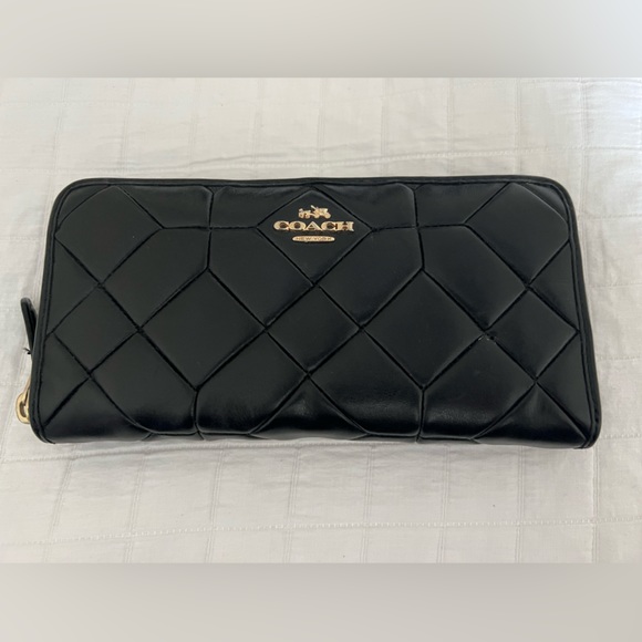 Coach Black Leather Accordion Zip Wallet - Picture 1 of 4